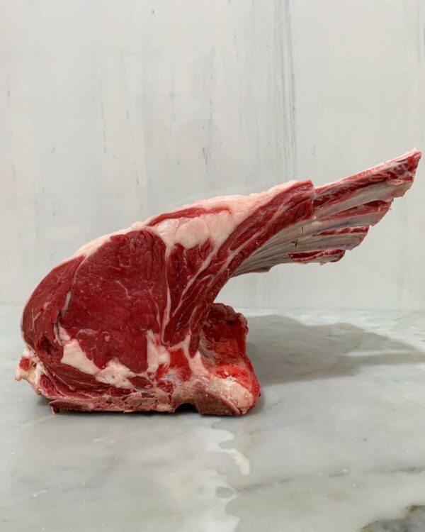 Tomahawk di vitella scottona